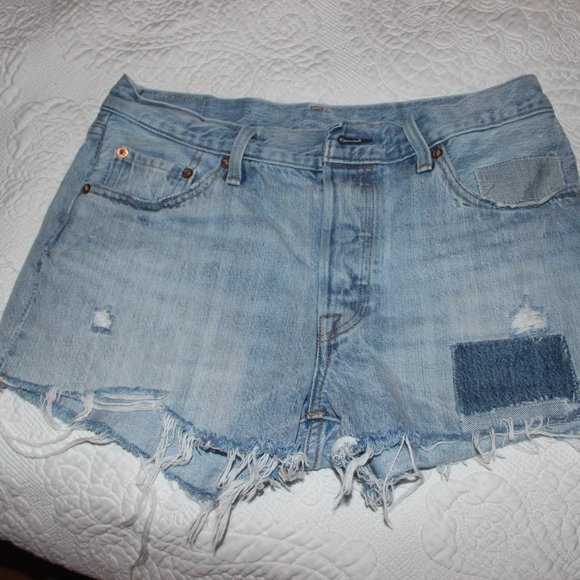 Levi's 501 Distressed Denim Jean Cutoffs Sz 27 - Picture 3 of 4